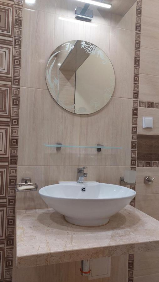 Апартамент Pink & Blue - 2Bdr With Balcony - Wi-Fi Varna Exterior photo